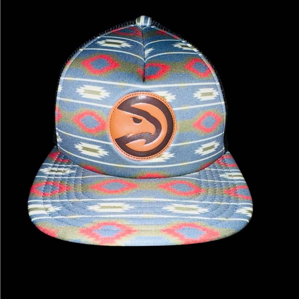 Atlanta Hawks Sportiqe Bozeman Trucker Hat Cap Snapback EUC